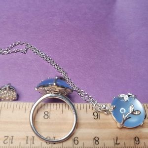 Avon SET necklace, earring and ring